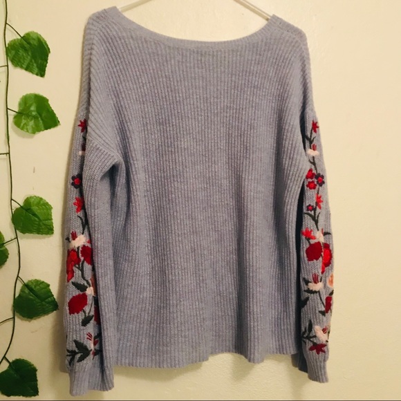 American Eagle Embroidered Floral Purple Sweater - Picture 7 of 7